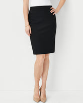 Ann Taylor Black The Seamed Pencil Skirt in Bi-Stretch — Curvy Fit