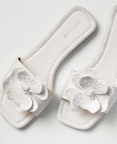 Vinci Leather Winter White Leather Flower Embellished Sandal