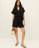 Vinci Leather Black The Pull-On Short in Cotton Gauze