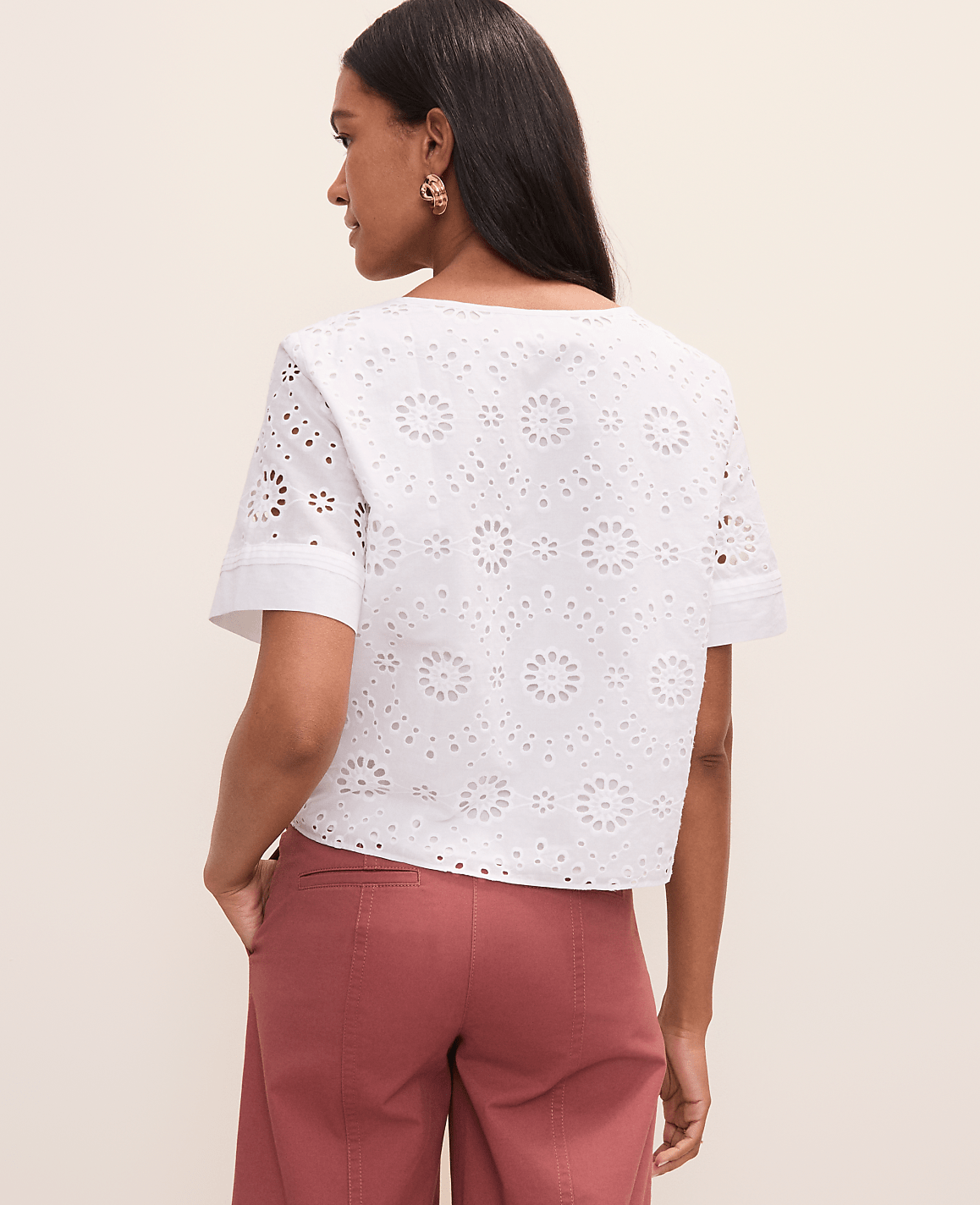 Ann Taylor White Petite Weekend Eyelet Scoop Neck Blouse