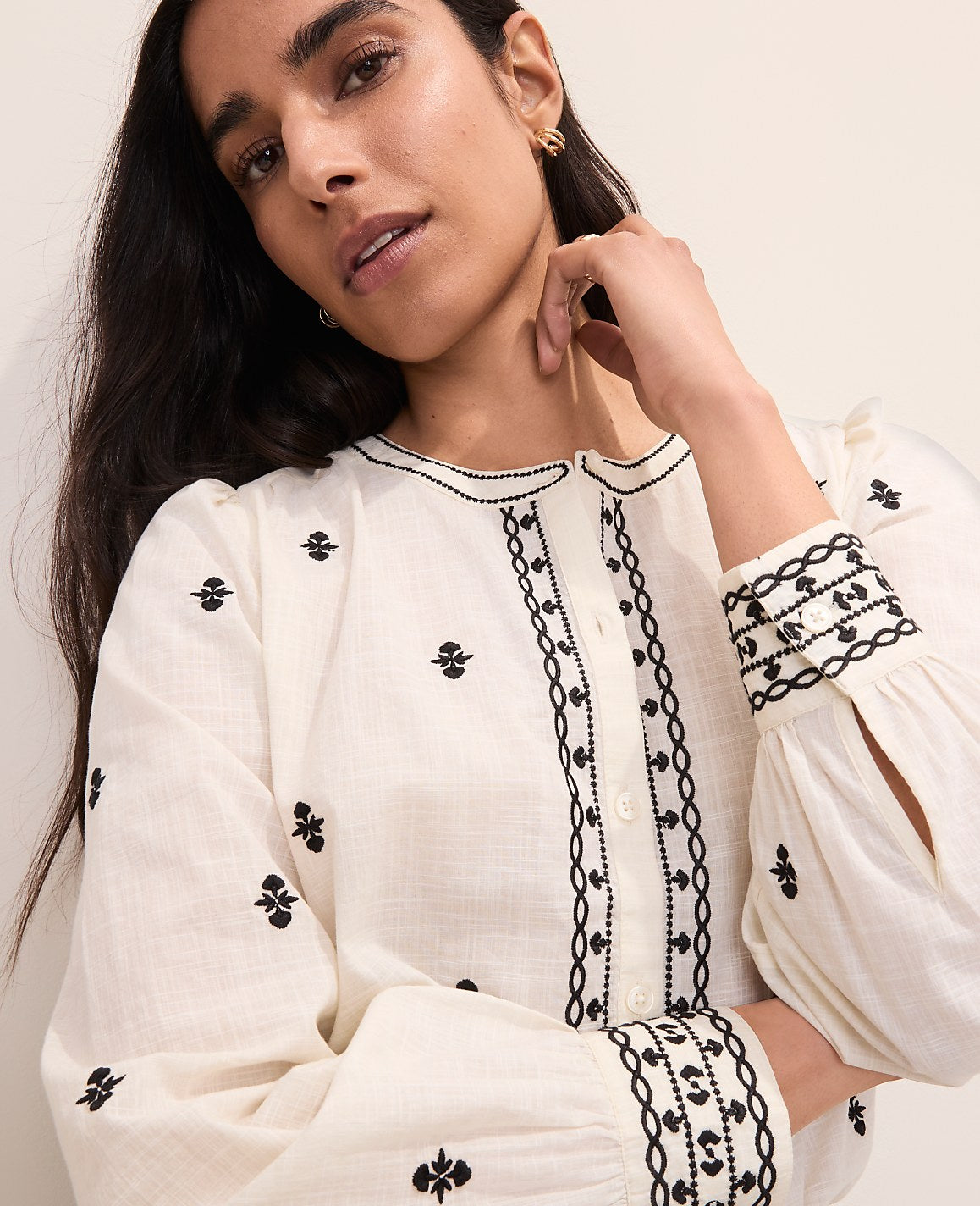 Ann Taylor Winter White Embroidered Split Neck Blouse