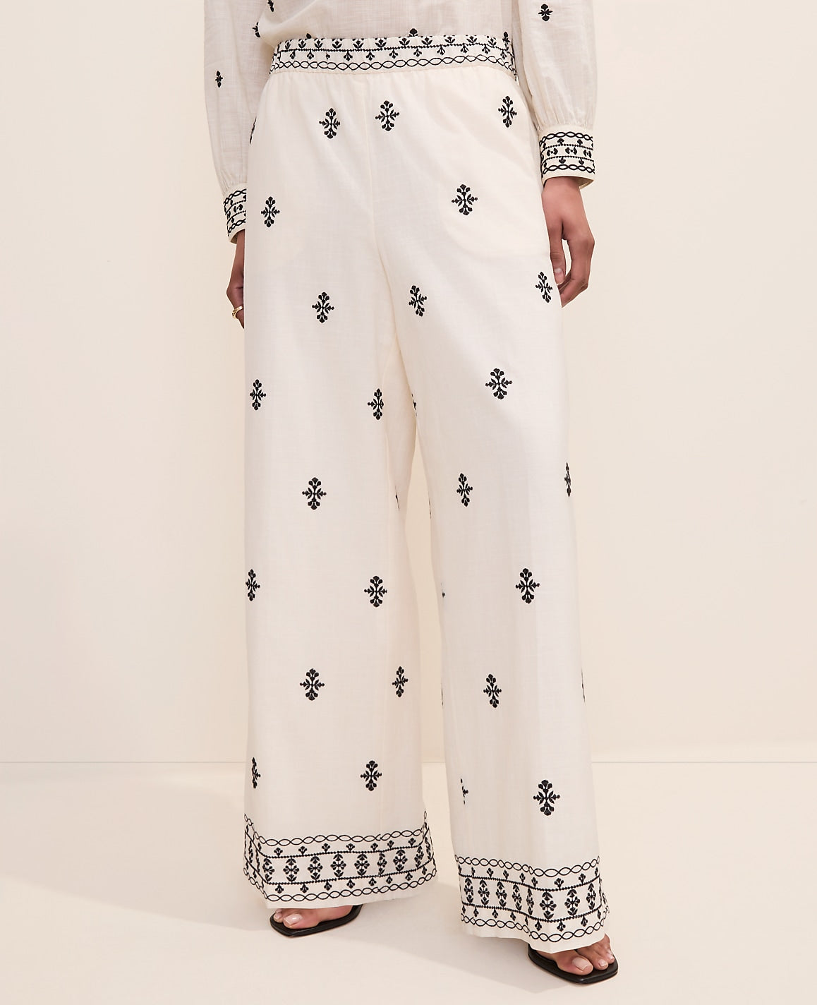Ann Taylor Winter White The Embroidered Easy Palazzo Pant