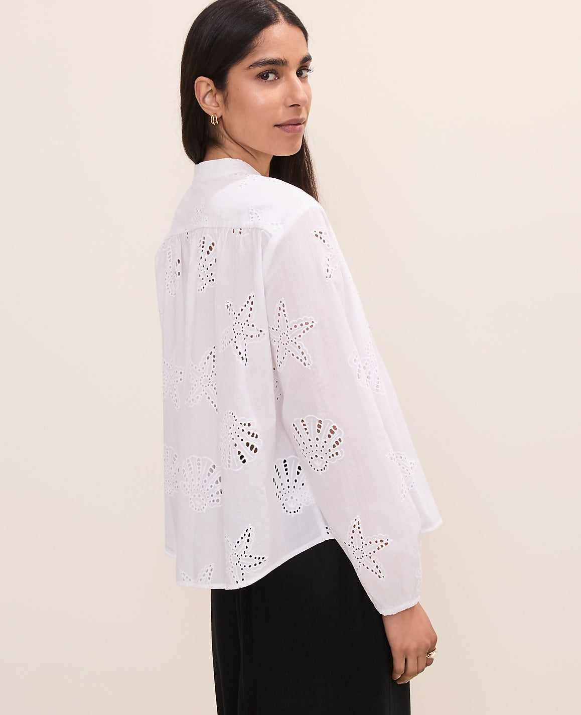 Ann Taylor White 9000 Eyelet V-Neck Popover