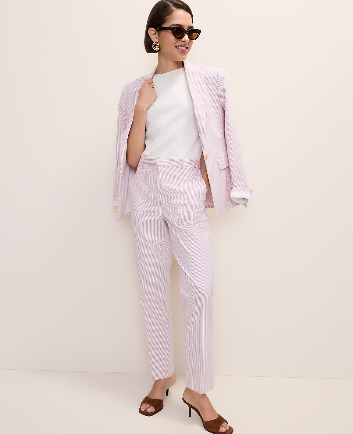 Ann Taylor Pink/White Combo The Ankle Pant in Seersucker