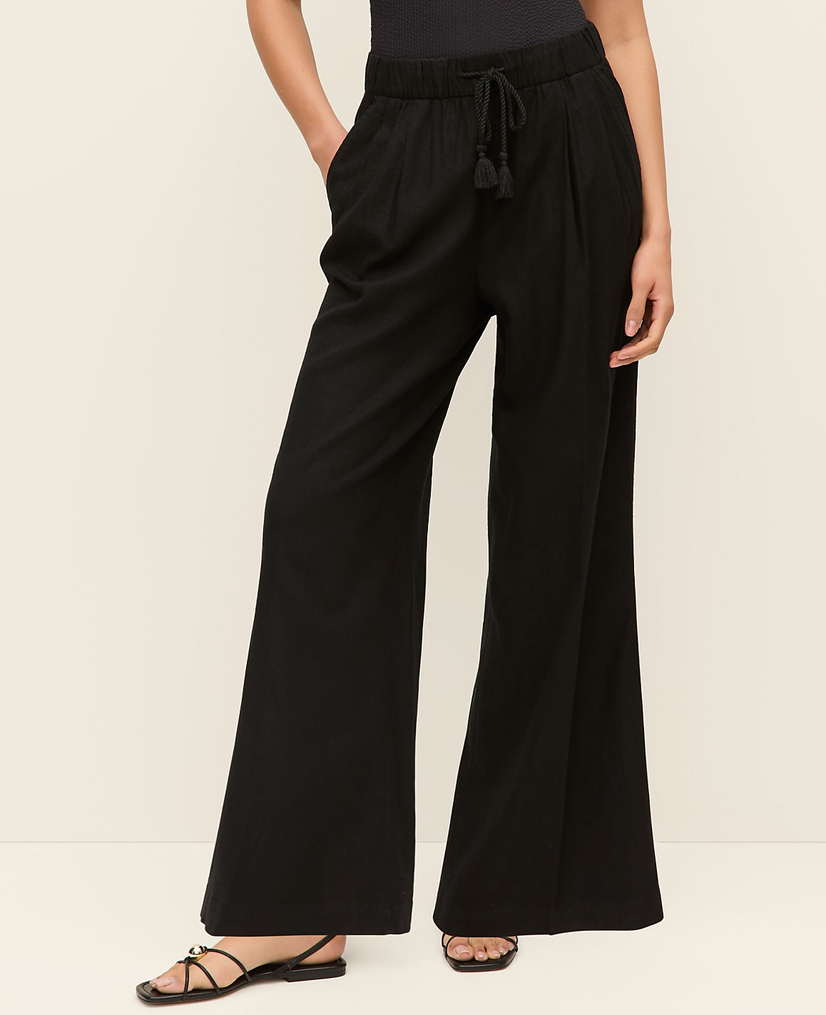 Ann Taylor Black Weekend Easy Fit Wide-Leg Pant in Linen Blend