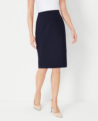 Ann Taylor Deep Navy Sky The Seamed Pencil Skirt in Seasonless Stretch