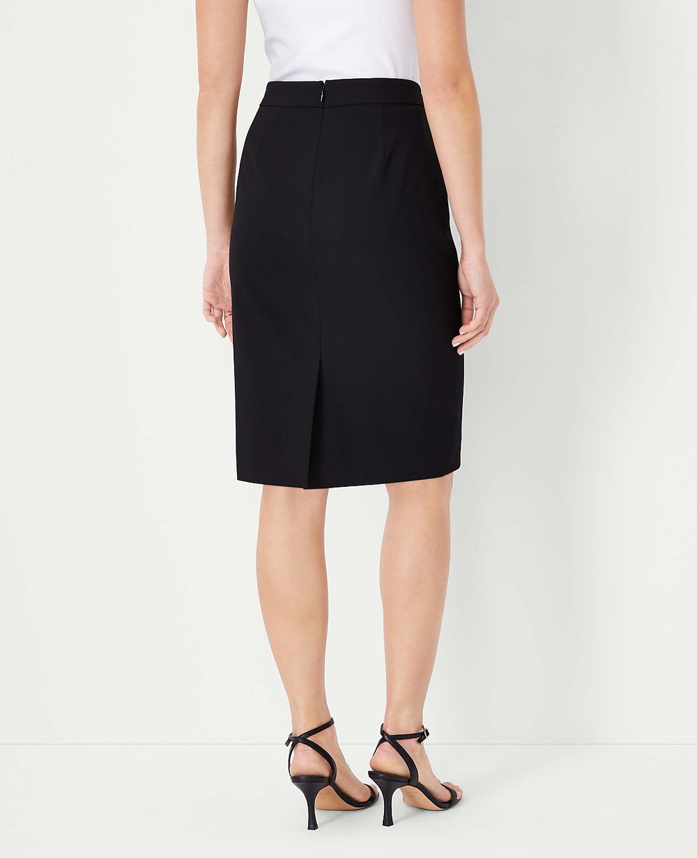 Ann Taylor Deep Navy Sky The Seamed Pencil Skirt in Seasonless Stretch