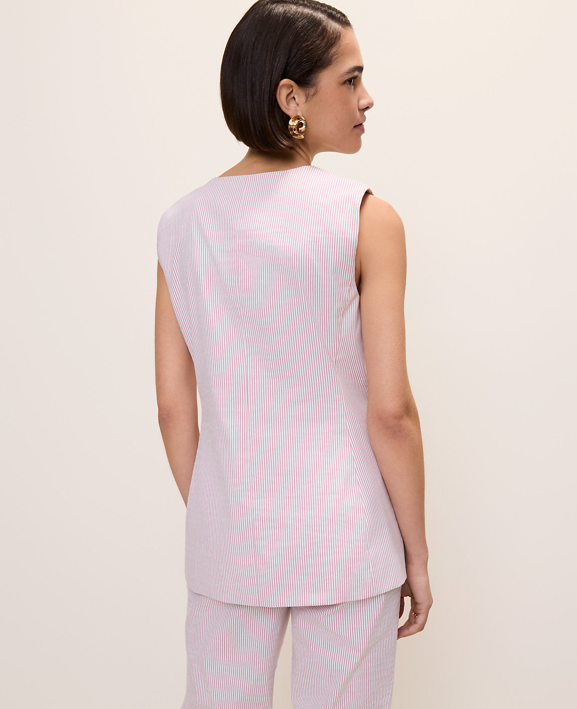 Ann Taylor Pink/White Combo The Long Crew Neck Vest in Seersucker