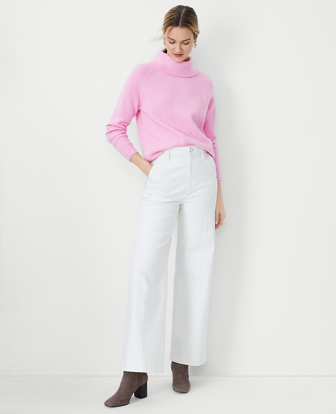 Ann Taylor Ivory Weekend Trouser Jean