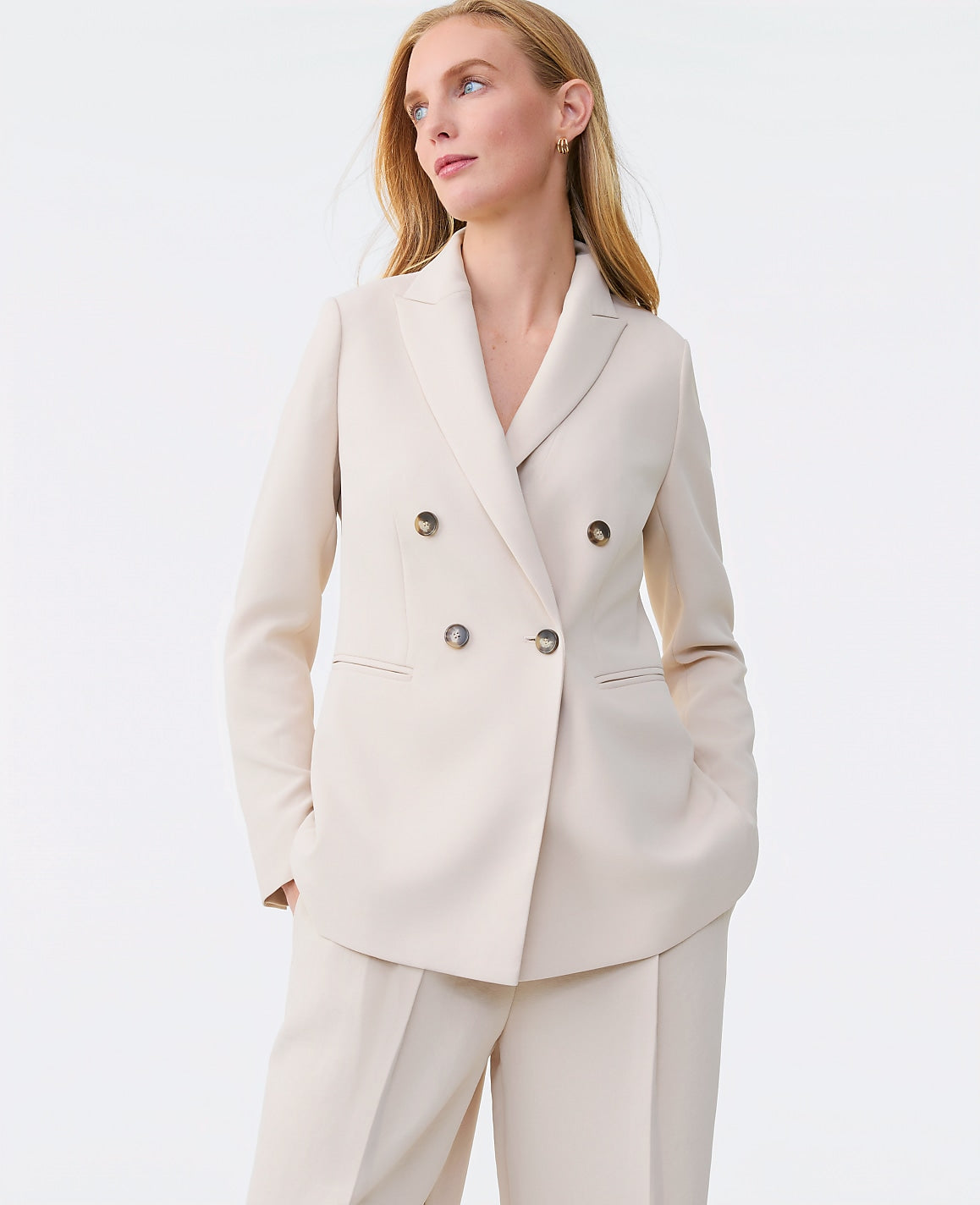 Ann Taylor Sail Cloth The Tailored Blazer in Textured Crepe