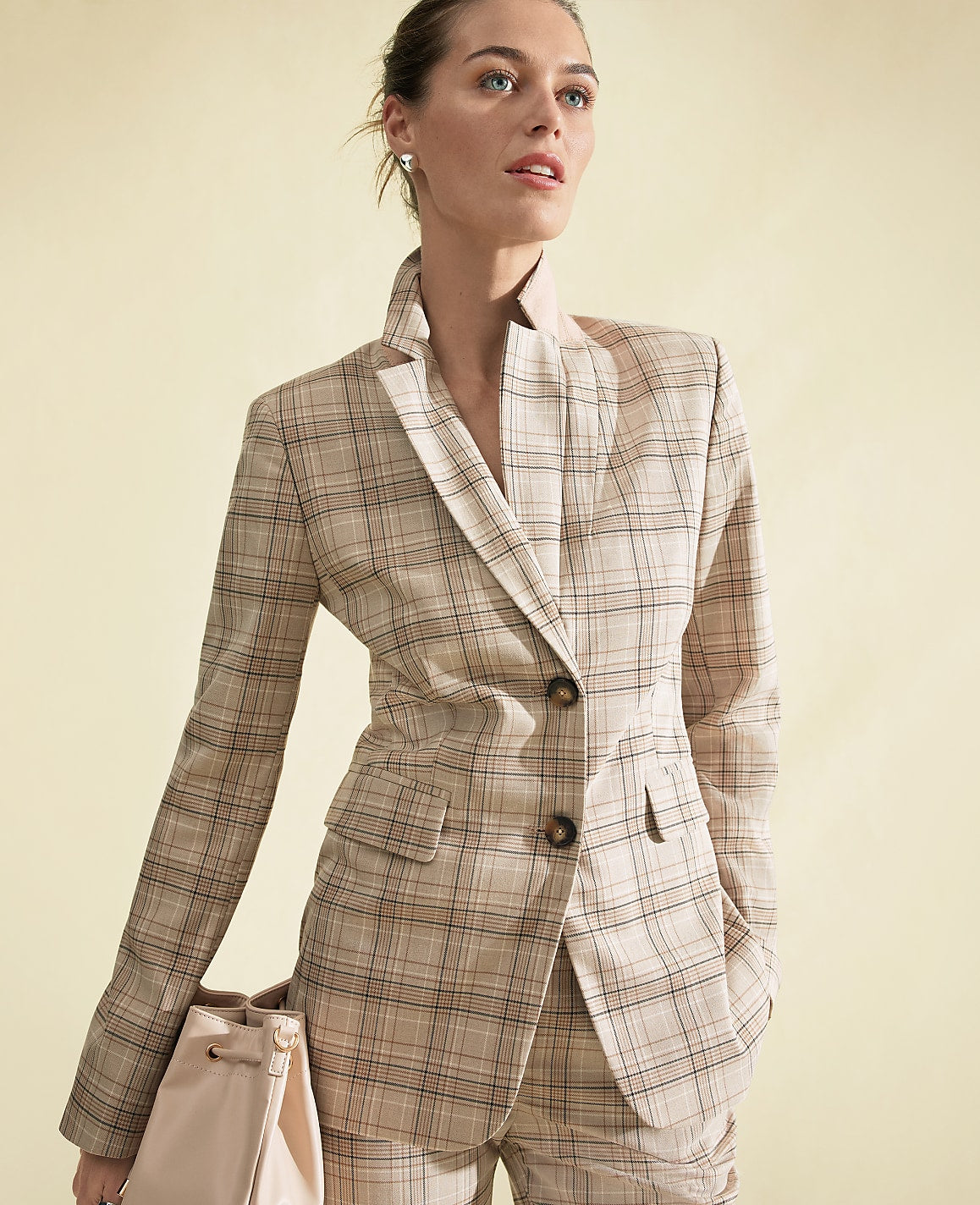 Ann Taylor Tan/Navy Plaid The Greenwich Blazer in Plaid