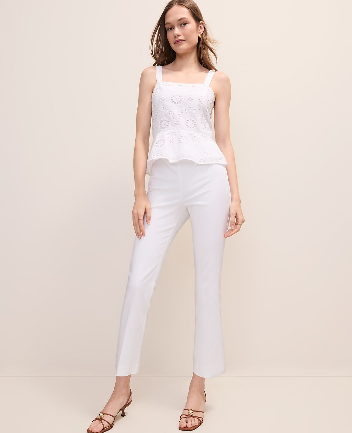 Ann Taylor White The Petite Slim Kick Capri