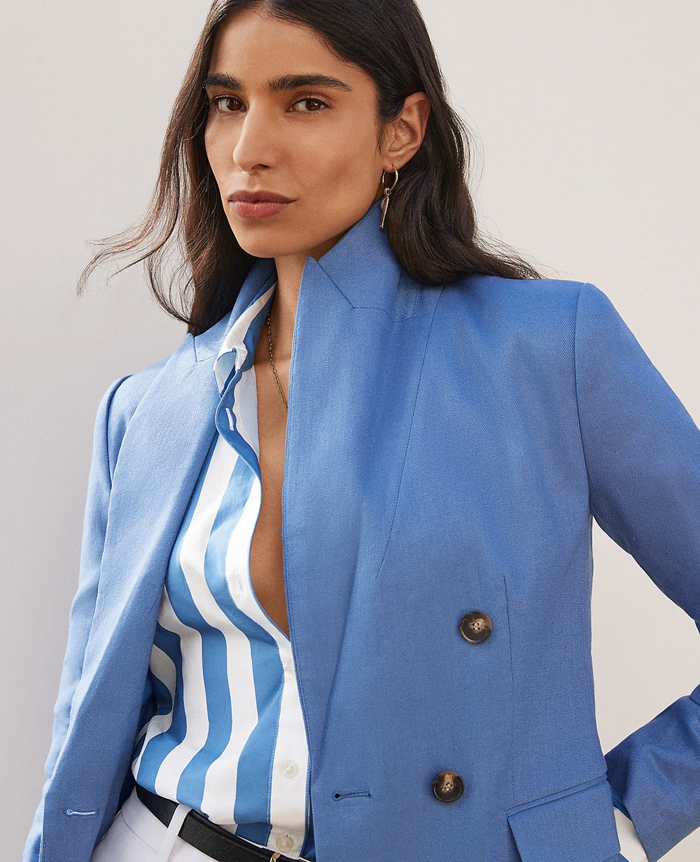 Ann Taylor Ocean Oasis The Petite Tailored Blazer in Linen Blend