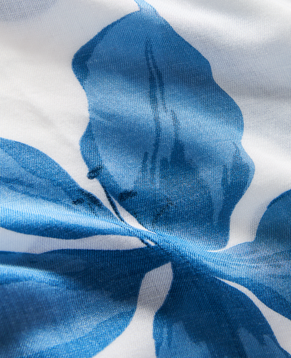 Ann Taylor White Floral Scarf