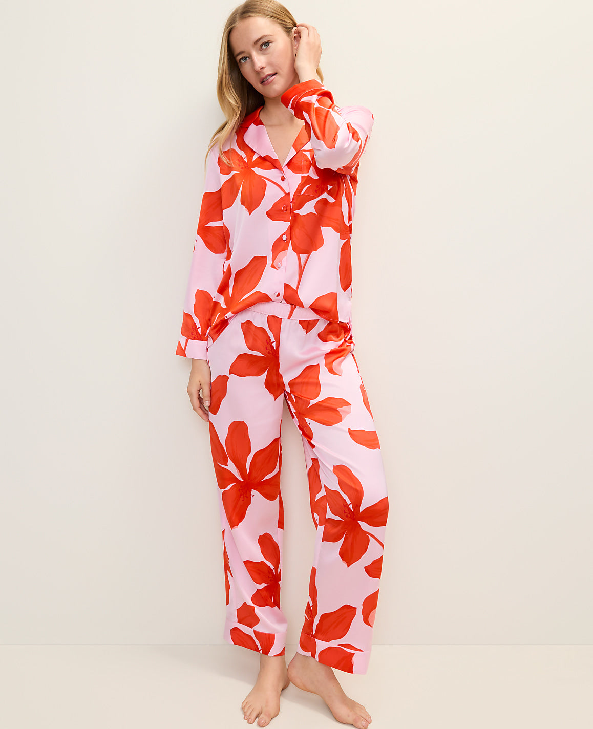 Vinci Leather Pirouette Floral Satin Pajama Set