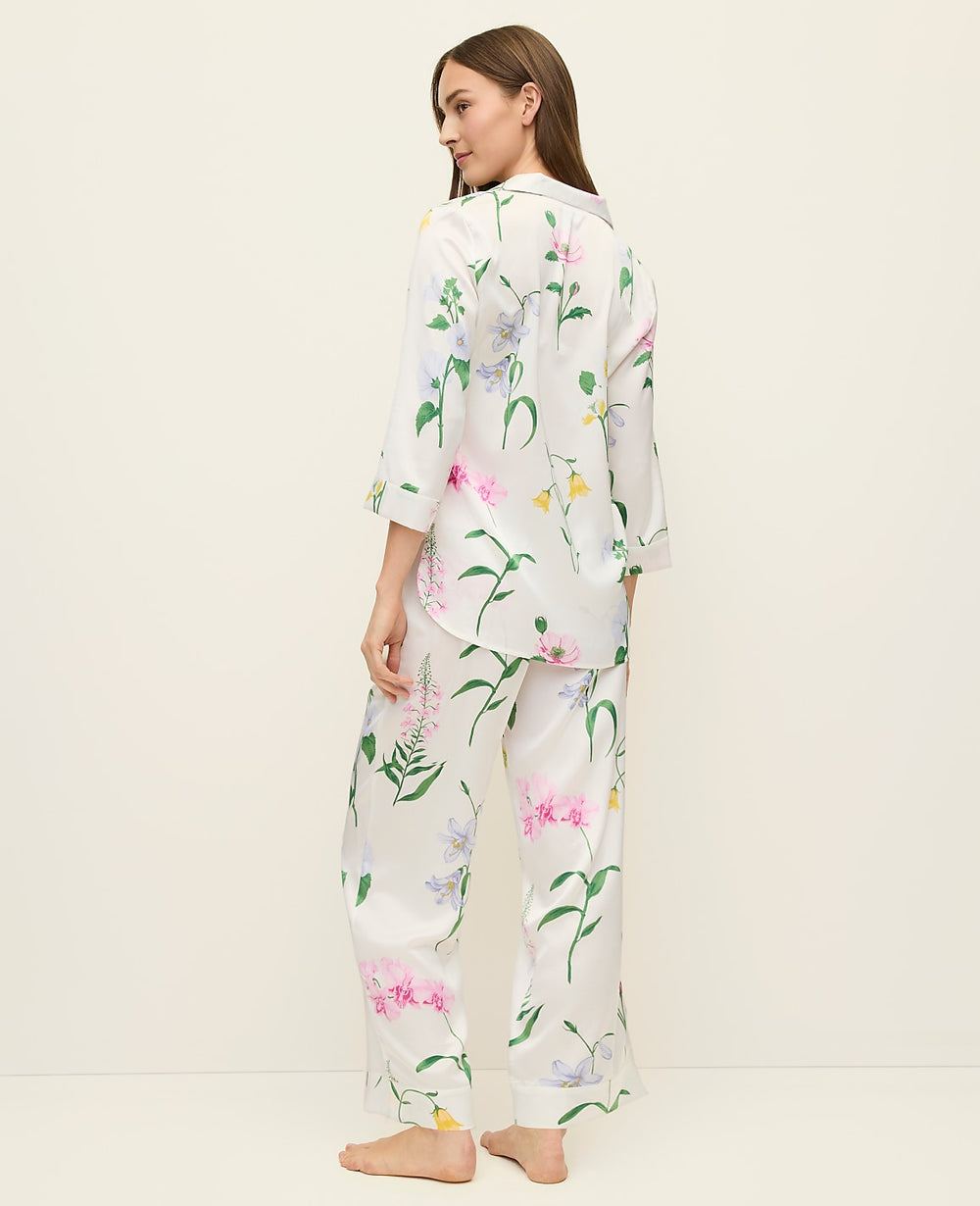 Vinci Leather Winter White Floral Satin Pajama Set