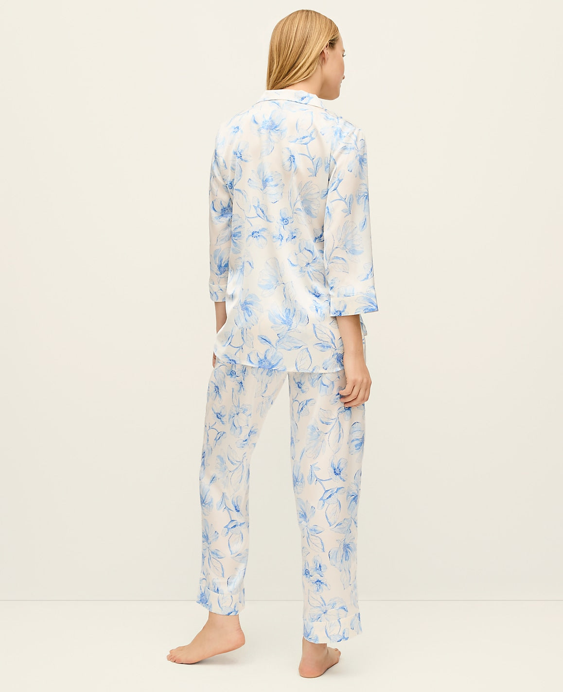 Vinci Leather Winter White Do Not Use Floral Satin Pajama Set