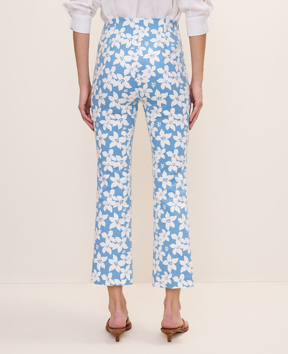 Vinci Leather Sea Haze B The Flare Ankle Pant in Floral Print — Curvy Fit